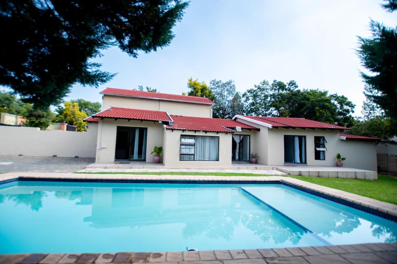 Prestigious Apartments Sandton Exterior foto
